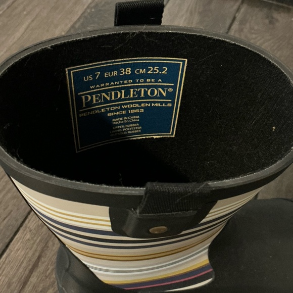 Pendeleton Mid Rain Boot with Stripes, Sz 7, Gently Worn - Picture 2 of 9